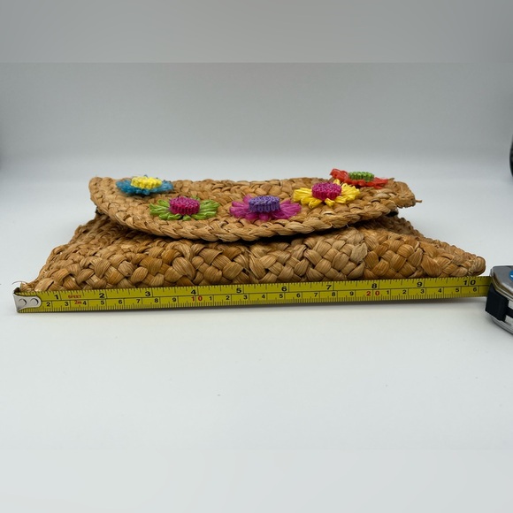 Sunny Collins - Raffia Flower Clutch Handbag - Stylish Straw Bag - New & Unused - Picture 11 of 12